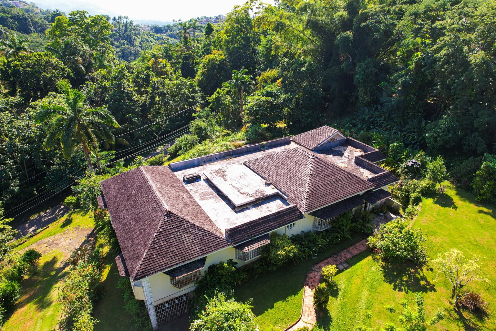 Tenth image of 5 Diamond Road, Stony Hill in Kingston 9, St. Andrew, Jamaica - property is For Sale