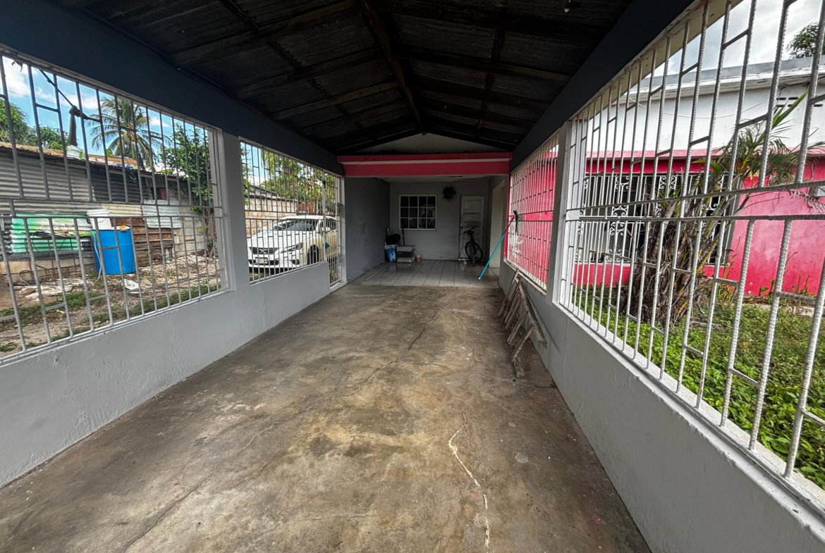 Fourth image of 294 Wildwood Close, Westmore in Spanish Town, St. Catherine, Jamaica - property is For Sale