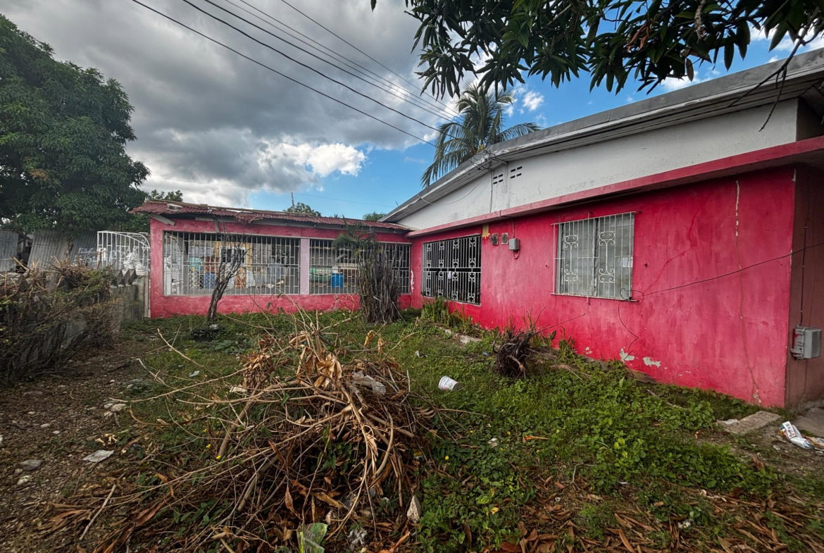 Eighth image of 294 Wildwood Close, Westmore in Spanish Town, St. Catherine, Jamaica - property is For Sale