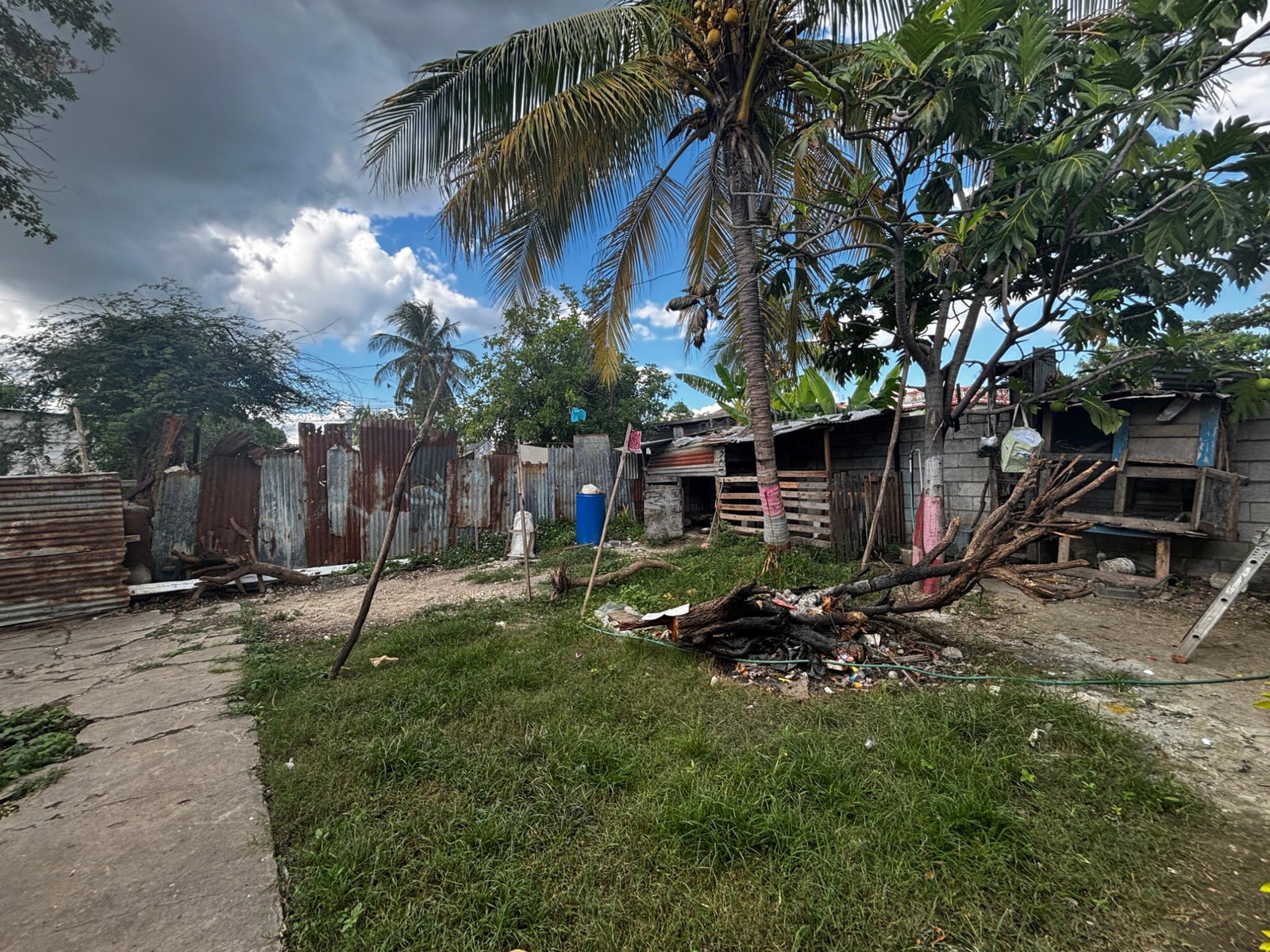 Two-Family-Home-For-Sale-in-Westmore-St.-Catherine-294-Wildwood-Close Ninth image of 294 Wildwood Close, Westmore in Spanish Town, St. Catherine, Jamaica - property is For Sale