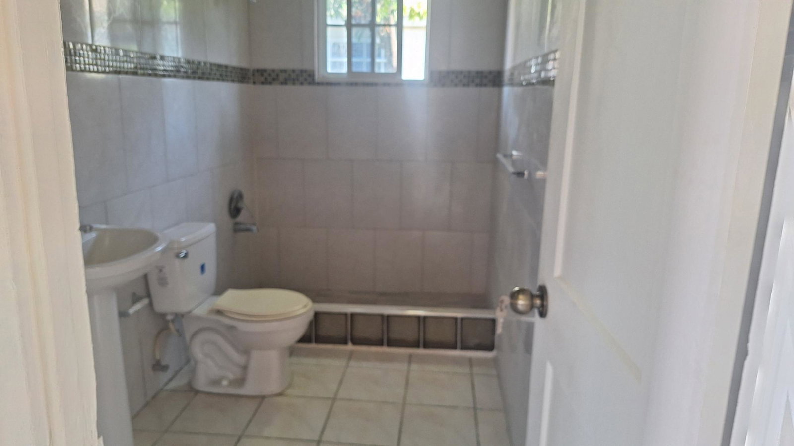 Unfurnished-2-Bedroom-House-for-Rent-in-White-Water-Meadows-St.-Catherine Eleventh image of 447- White Water Meadows in White Water Meadows, St. Catherine, Jamaica - property is For Rent