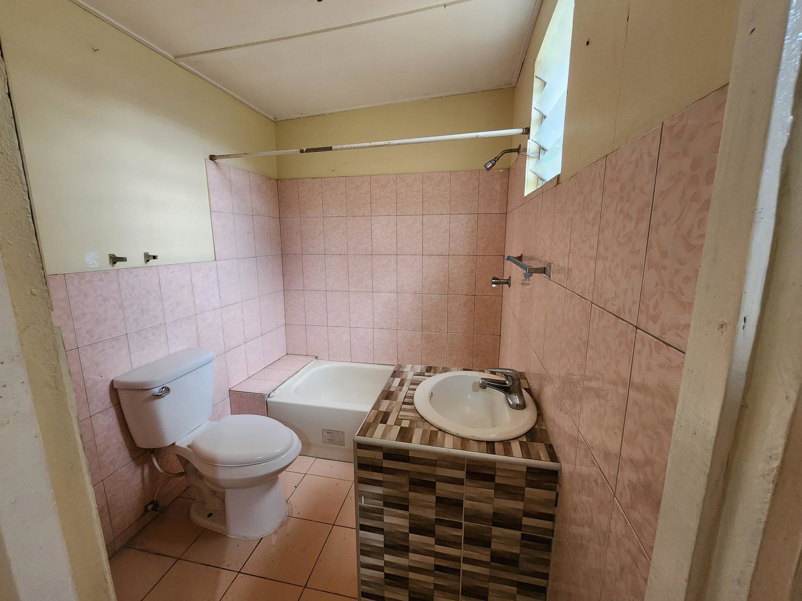 Twelfth image of 2 Mapleview Road in Kingston 11, St. Andrew, Jamaica - property is For Sale