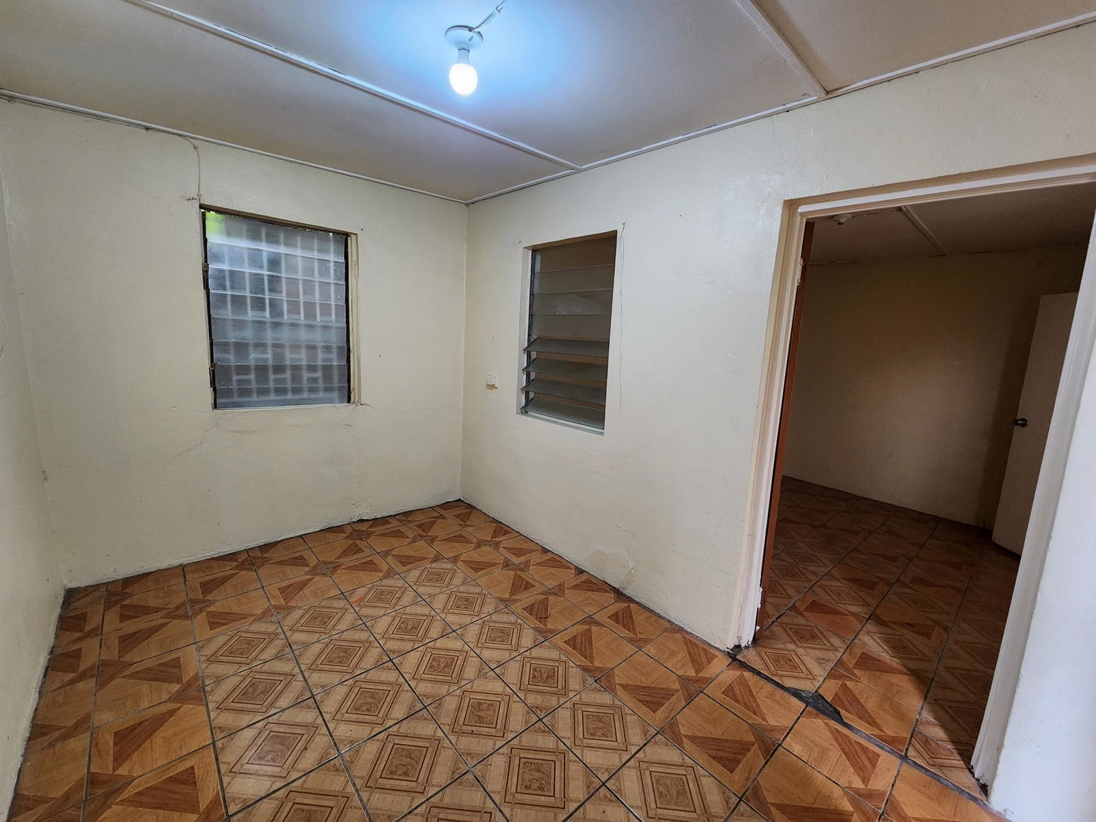 Tenth image of 2 Mapleview Road in Kingston 11, St. Andrew, Jamaica - property is For Sale