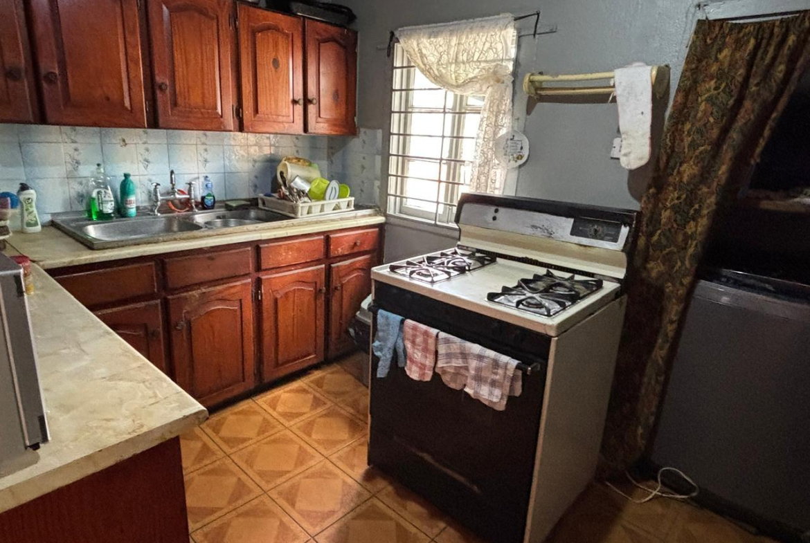 Fourteenth image of 10 Queens Avenue in Kingston 10, St. Andrew, Jamaica - property is For Sale