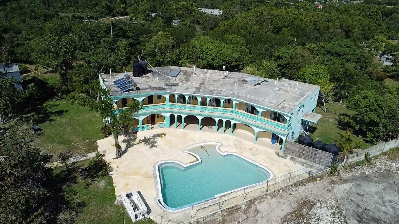 Fifteenth image of Villa Jewel on The Rocks in Revival, Westmoreland, Jamaica - property is For Sale