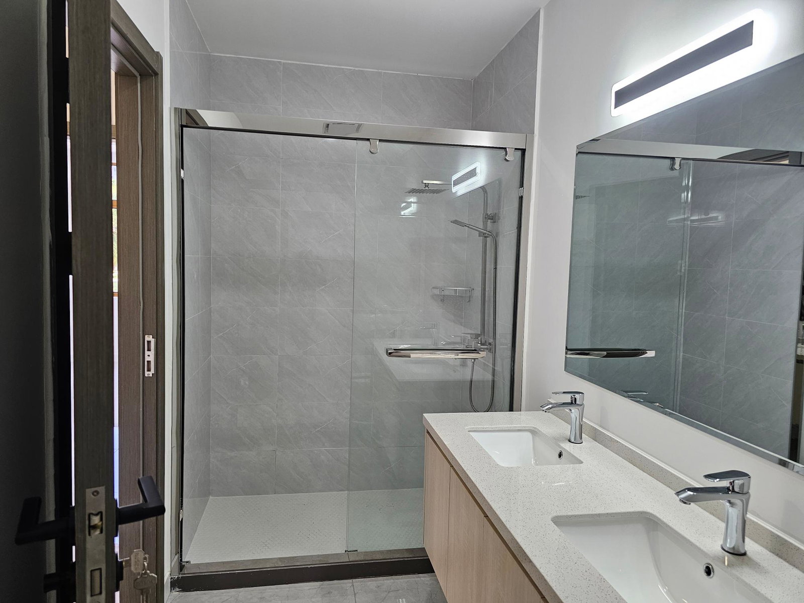 Nineteenth image of 30 Wellington Drive in Kingston 6, St. Andrew, Jamaica - property is For Rent