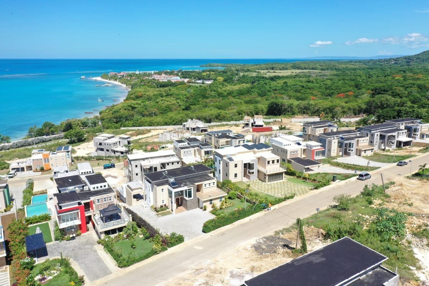 West-Wing-Townhouse-for-Sale-Whitehouse-Beach-Club-Westmoreland-Jamaica Thirteenth image of 217- West Wing, Whitehouse in WHITEHOUSE, Westmoreland, Jamaica - property is For Sale